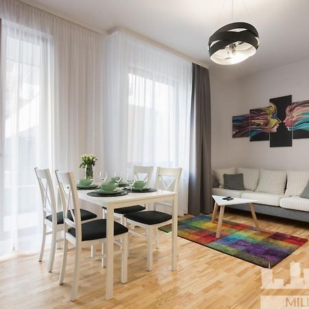 Millennium Awangarda Grey Apartment Warsaw Ngoại thất bức ảnh