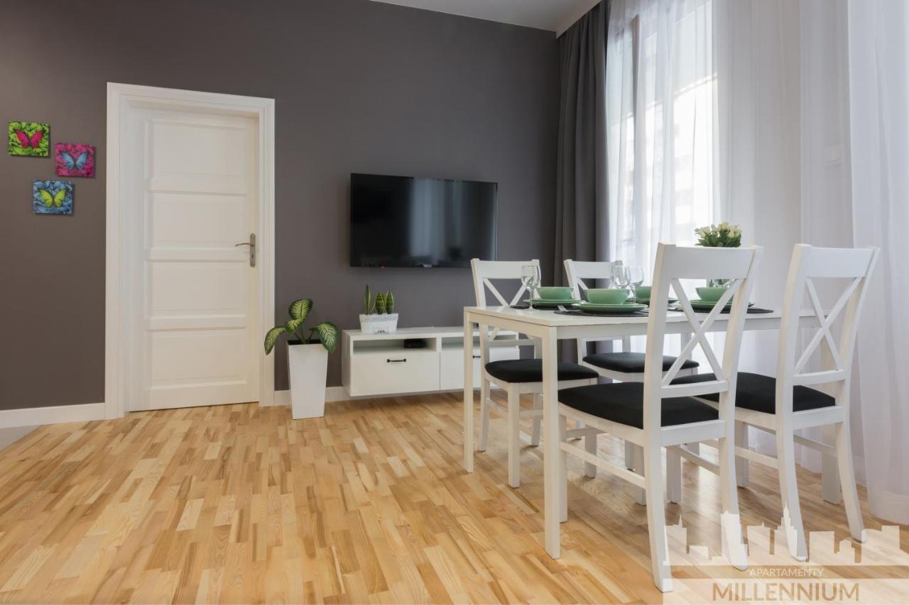 Millennium Awangarda Grey Apartment Warsaw Ngoại thất bức ảnh