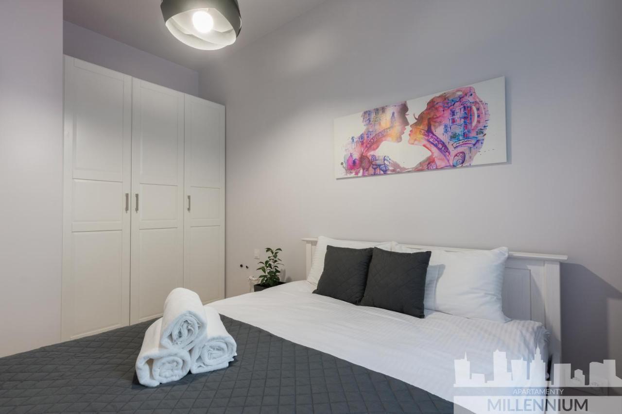 Millennium Awangarda Grey Apartment Warsaw Ngoại thất bức ảnh