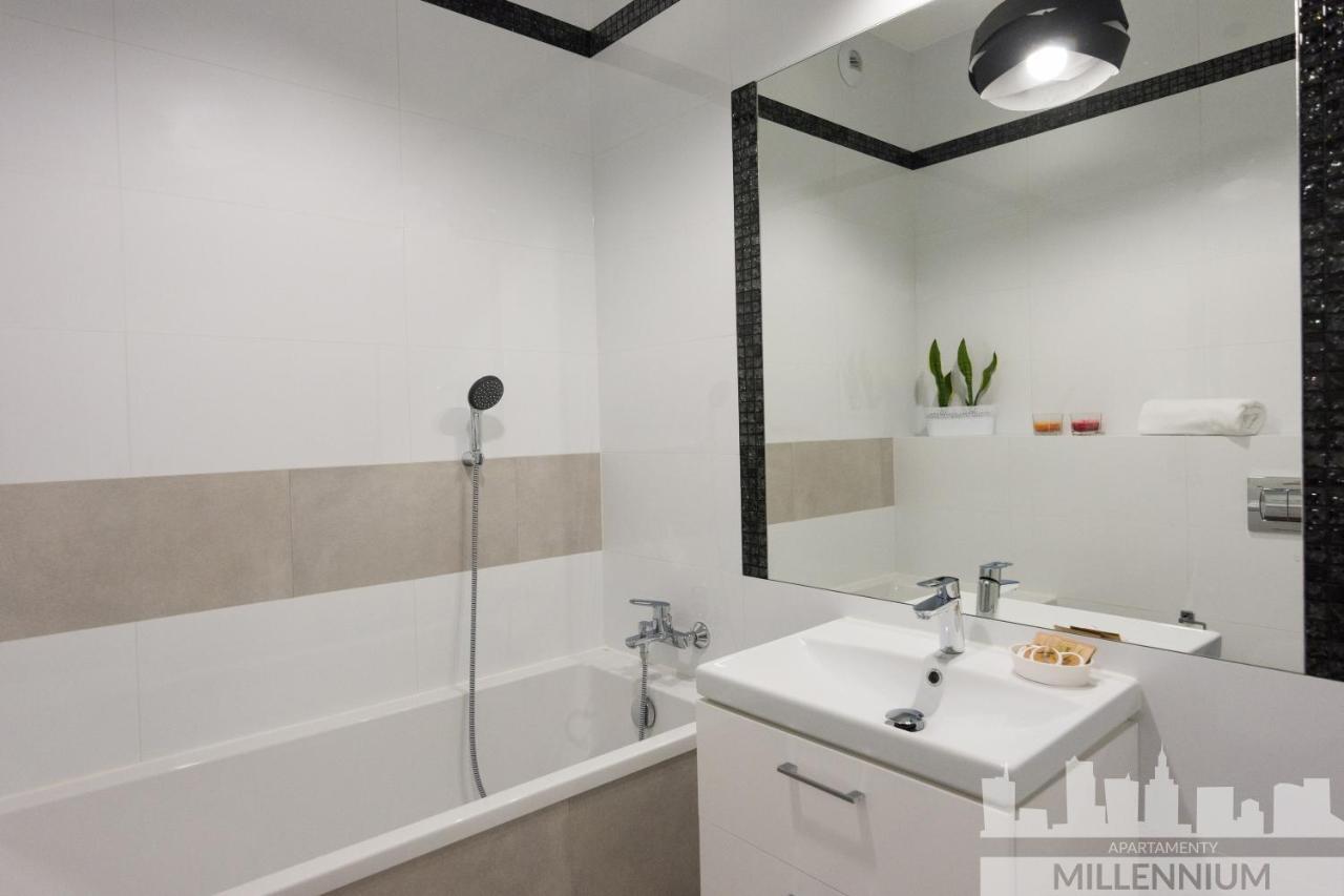 Millennium Awangarda Grey Apartment Warsaw Ngoại thất bức ảnh